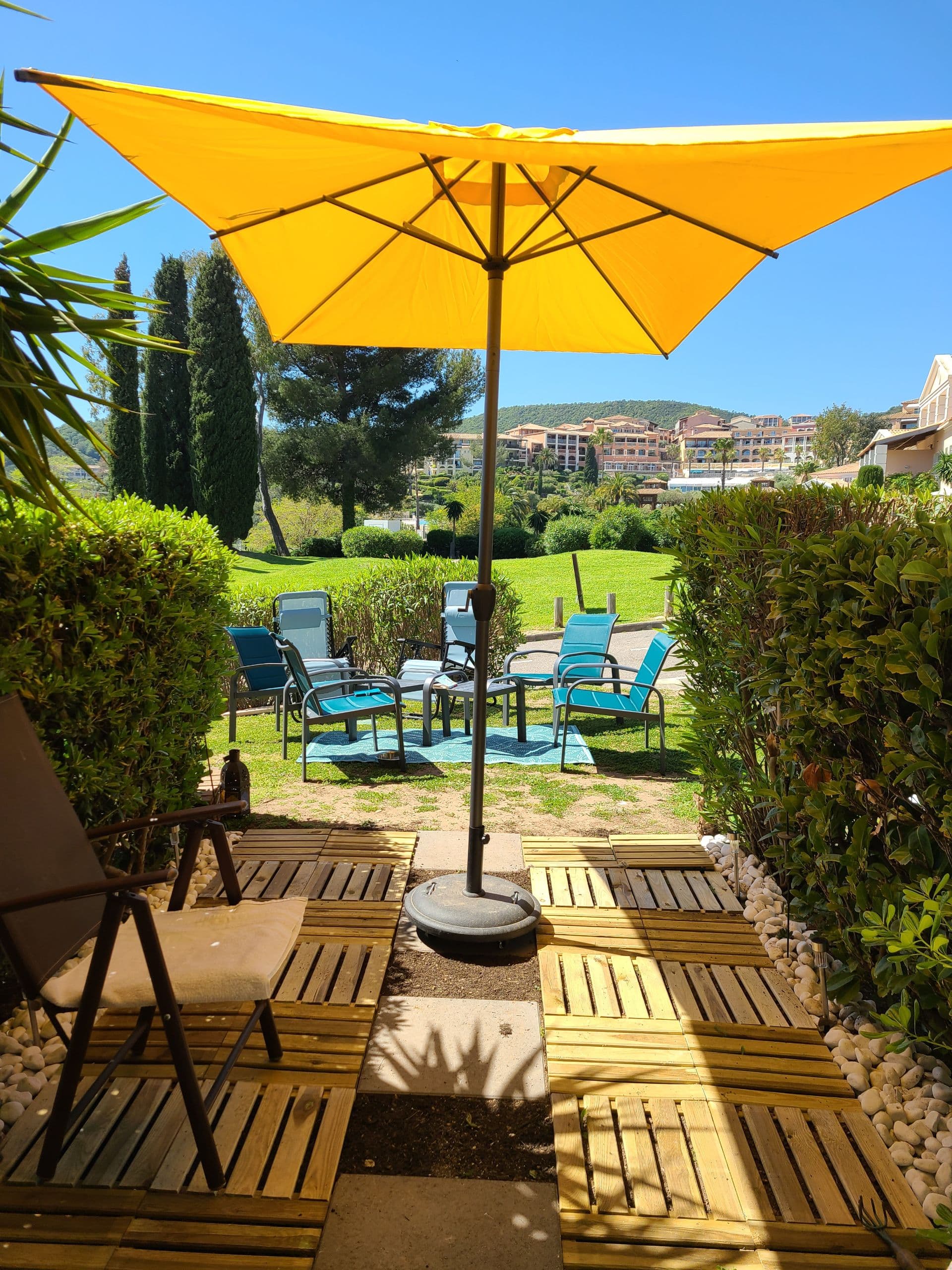 Cap'Azur Cap Esterel - 2 pièces - Rez de jardin - vue golf - Quartier du Belvédère Bât D2