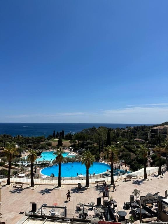 2 pièces vue mer climatisé